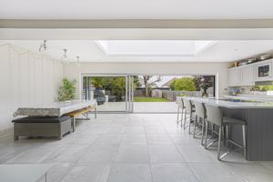 Photo 7- click for photo gallery